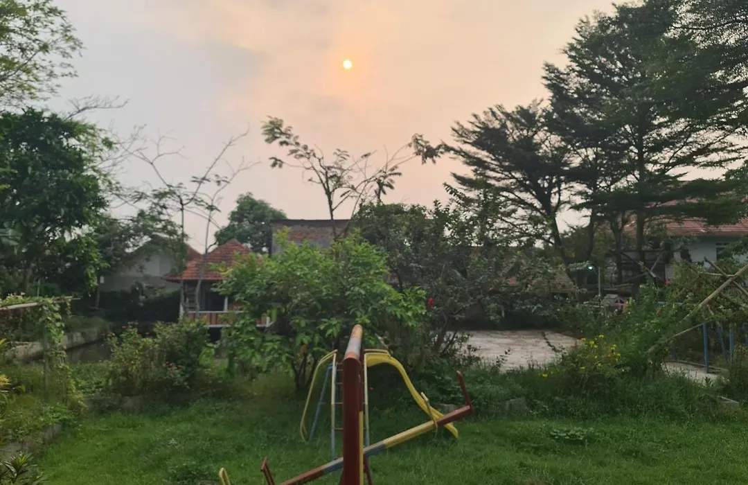 Kampung Istal Villa Pamijahan-1